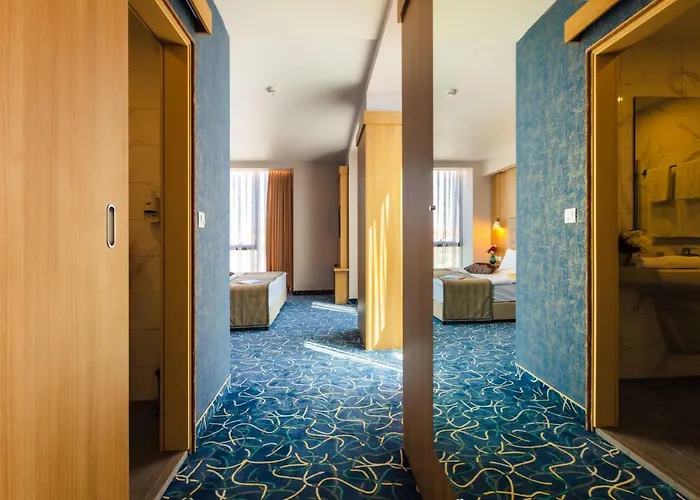 Marina Хотел 3*