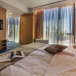 Ξενοδοχείο Marina 3*