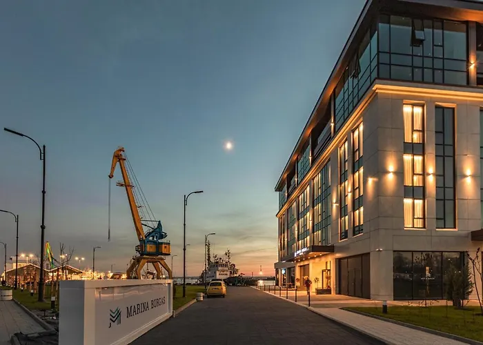 Marina 3* Burgas City